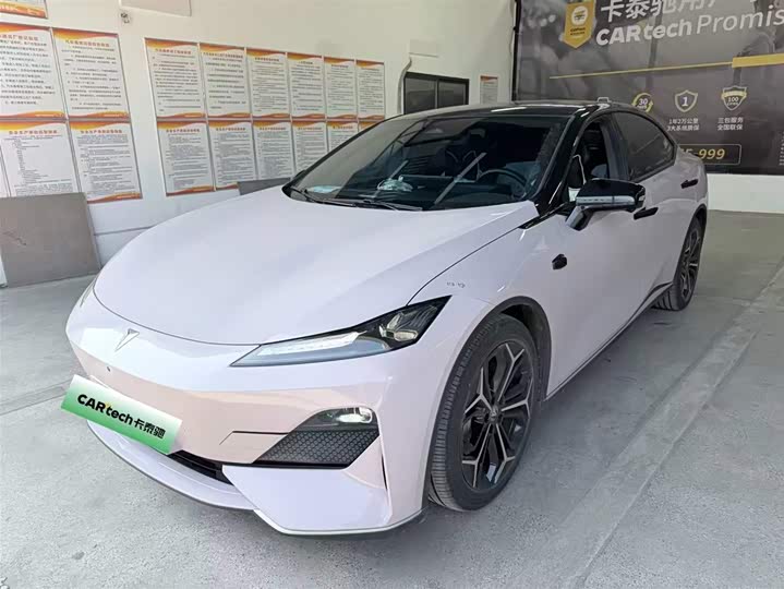 Фото 1 - Changan Deepal SL03