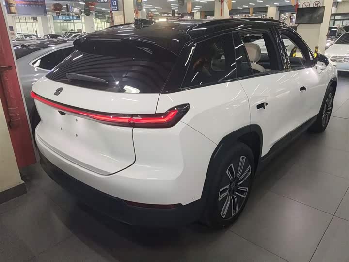 Фото 7 - Nio ES7