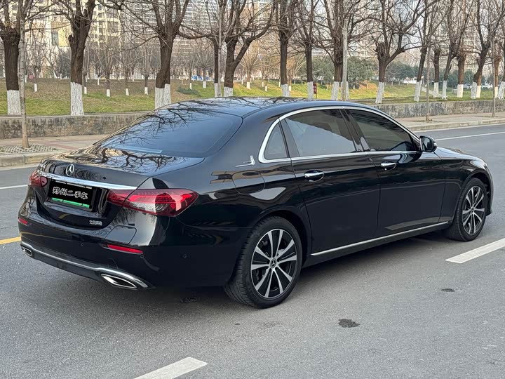 Фото 7 - Mercedes-Benz E-Class Hybrid