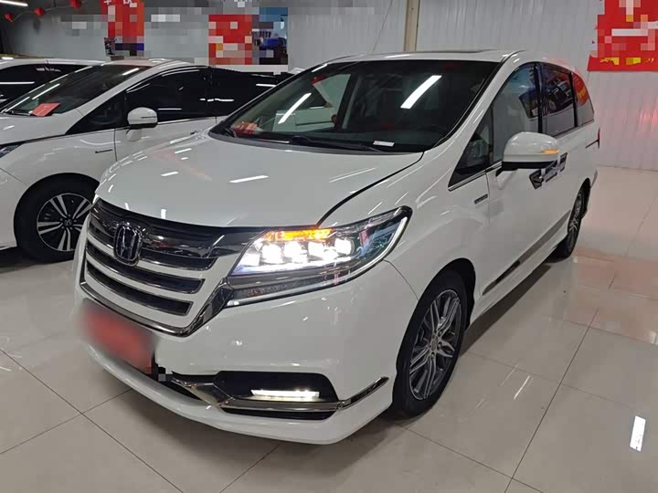 Фото 2 - Honda Elysion