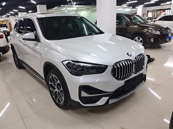 Фото 4 - BMW X1