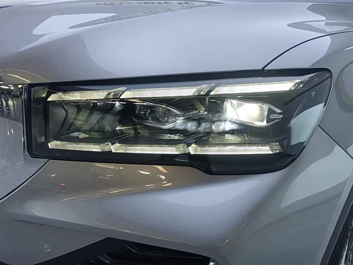 Фото 5 - Geely Monjaro