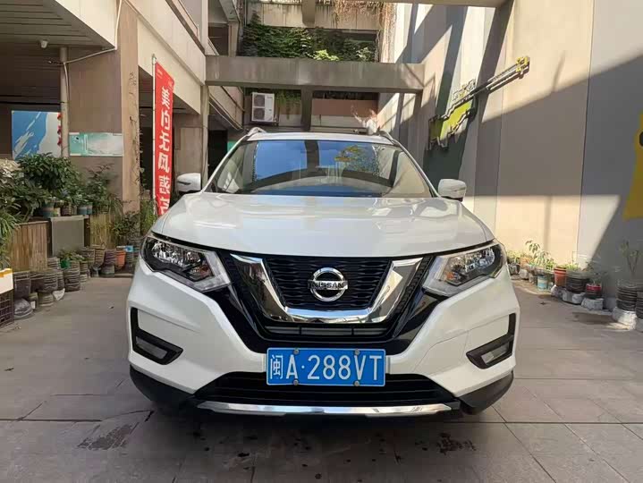 Фото 2 - Nissan X-Trail