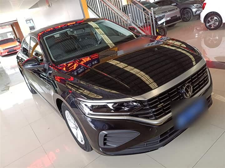 Фото 4 - Volkswagen Passat