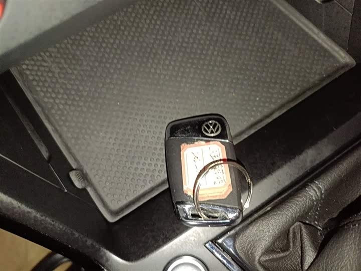 Фото 9 - Volkswagen Passat