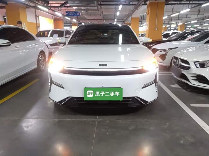 Фото 3 - Geely Galaxy L6