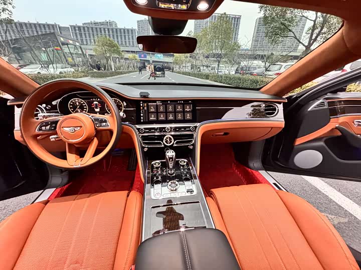 Фото 3 - Bentley Flying Spur