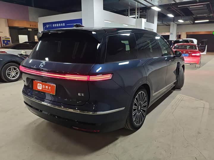 Фото 7 - Nio ES8