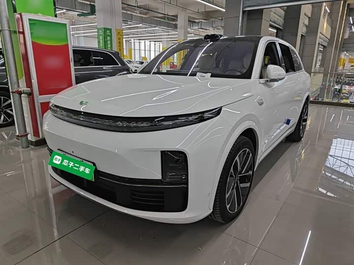 Фото 1 - LiXiang L7