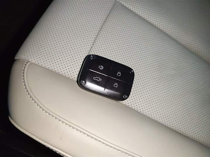 Фото 9 - Chery iCar V23