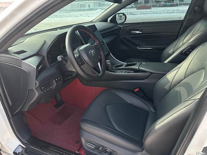 Фото 4 - Toyota Avalon