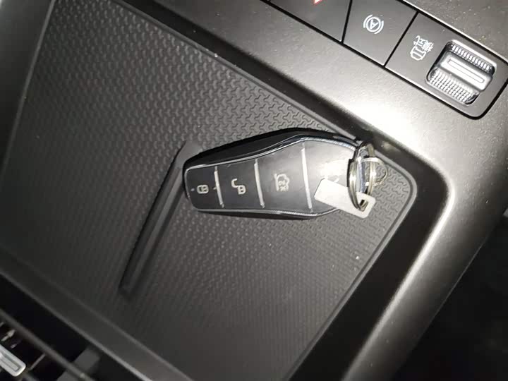 Фото 9 - BYD Qin Plus