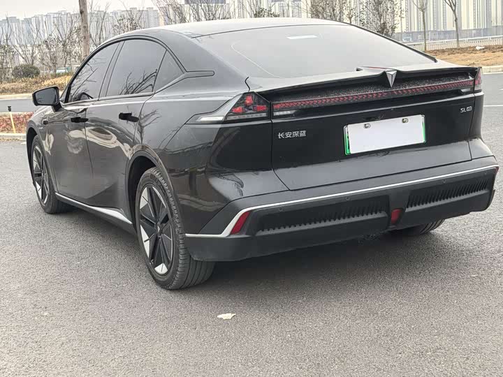 Фото 8 - Changan Deepal SL03