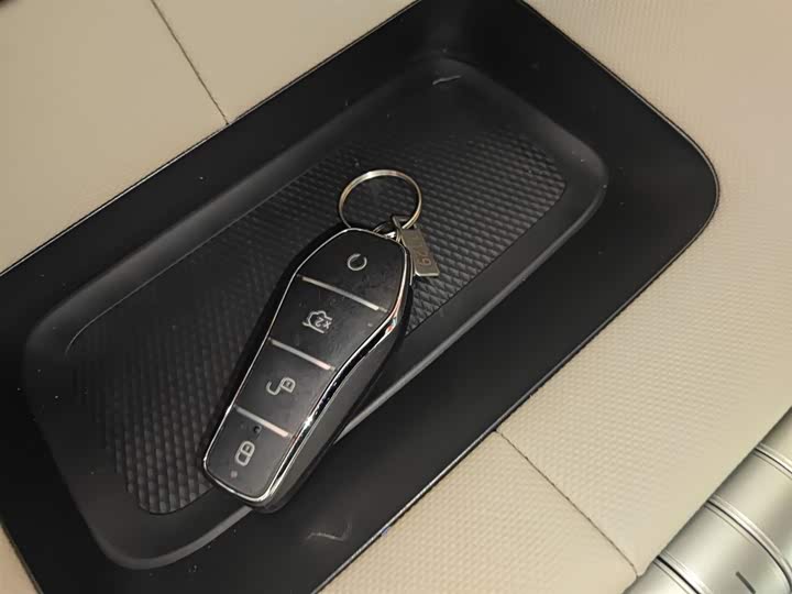 Фото 9 - BYD Dolphin