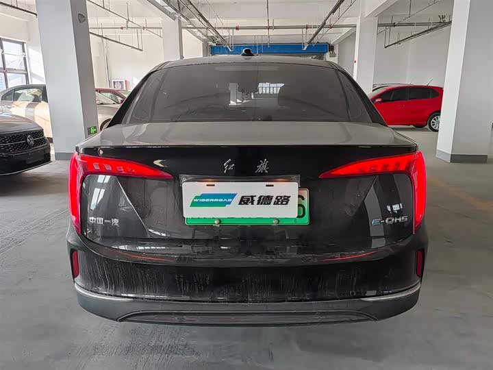 Фото 5 - Hongqi E-QM5