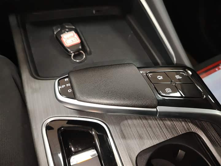 Фото 6 - Changan UNI-T