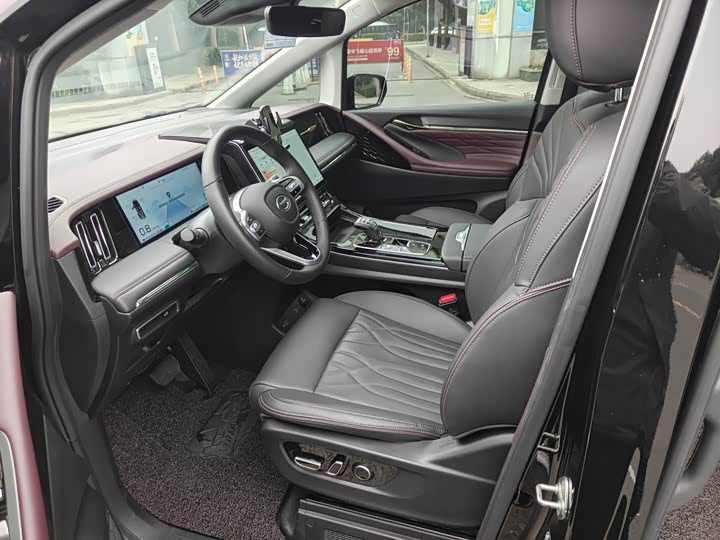 Фото 8 - GAC Trumpchi M8