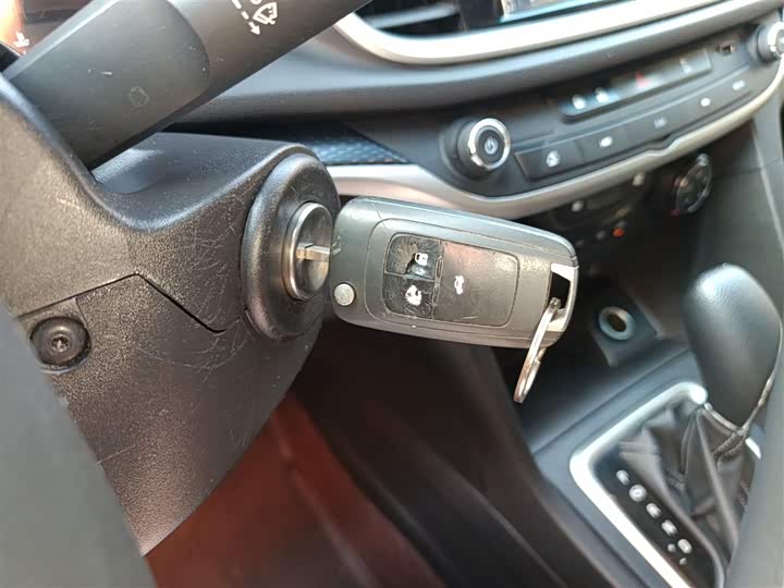 Фото 9 - Buick Excelle GT