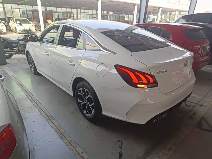 Фото 5 - MG Motor 5