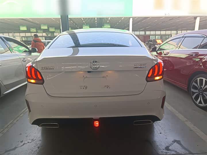 Фото 6 - MG Motor 5