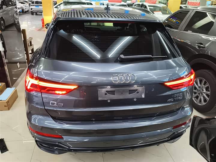 Фото 6 - Audi Q3