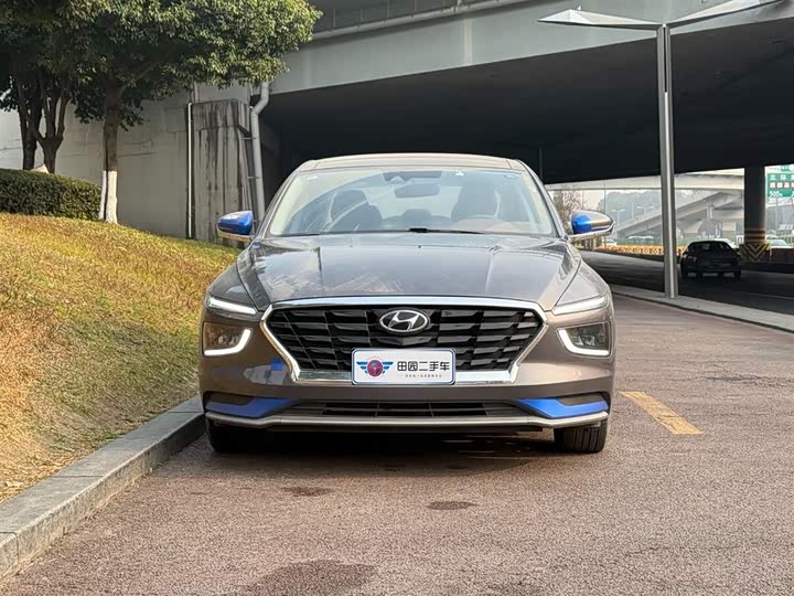 Фото 2 - Hyundai Mistra