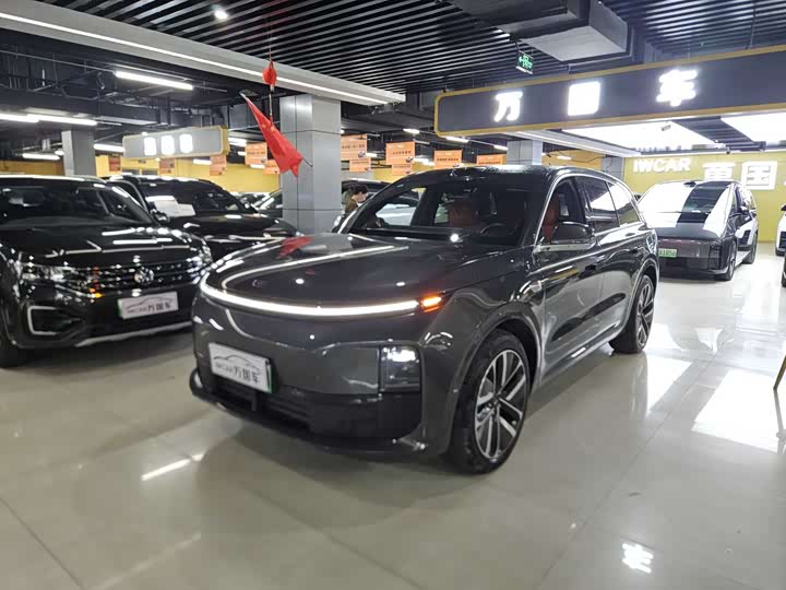 Фото 1 - LiXiang L6