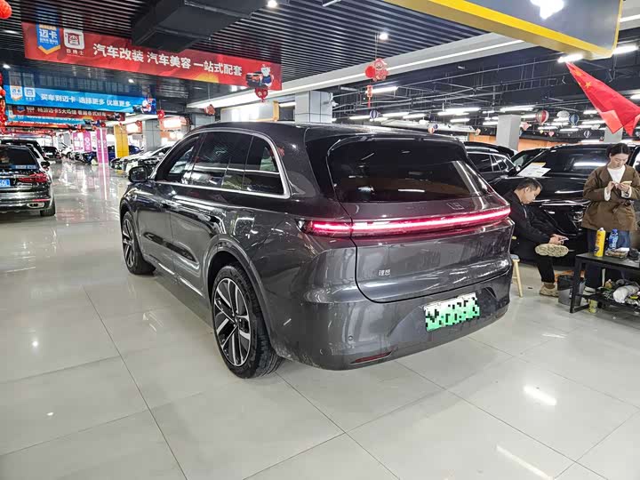 Фото 7 - LiXiang L6