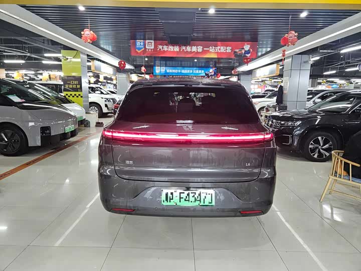 Фото 8 - LiXiang L6