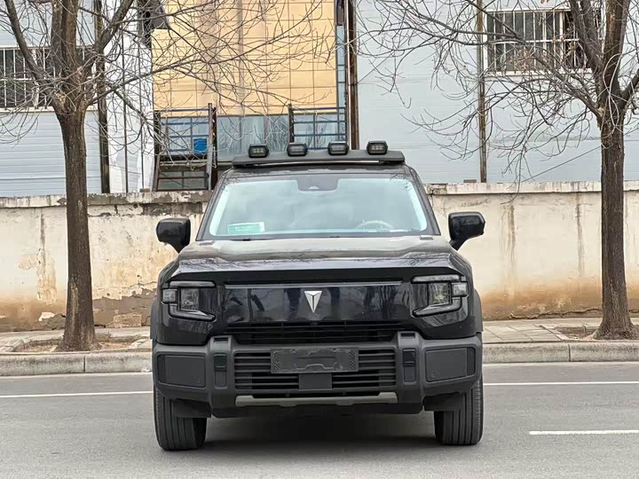 Фото 2 - Changan Deepal G318