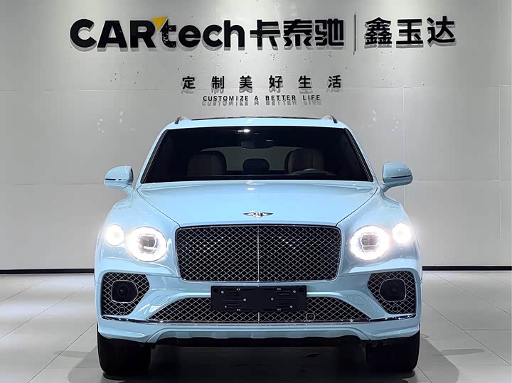 Фото 2 - Bentley Bentayga Hybrid