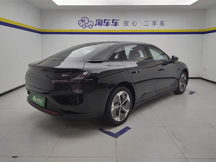 Фото 3 - XPeng Mona M03