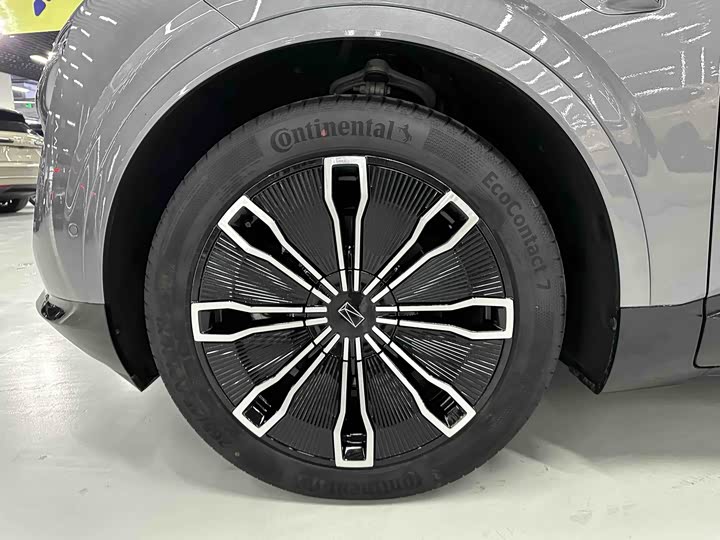 Фото 4 - Avatr 07