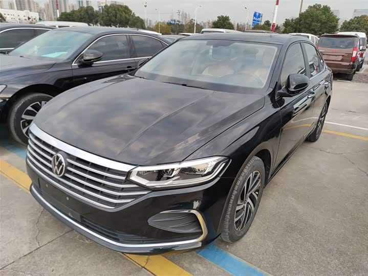 Фото 2 - Volkswagen Lavida