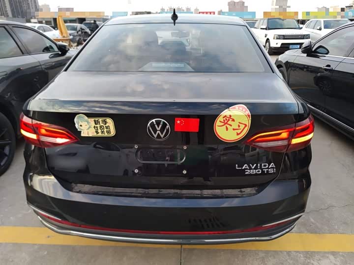 Фото 6 - Volkswagen Lavida