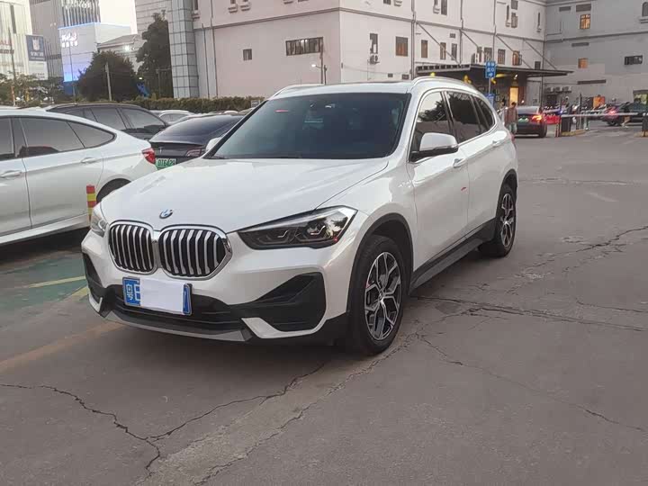 Фото 1 - BMW X1