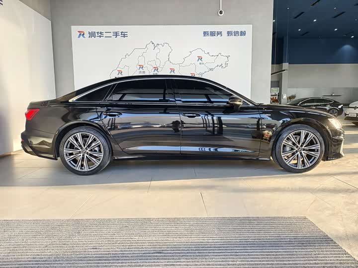 Фото 3 - Audi A6L