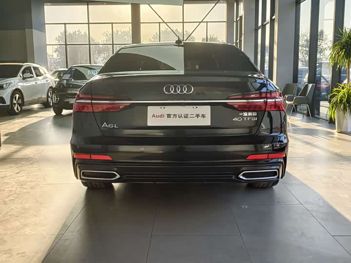 Фото 4 - Audi A6L