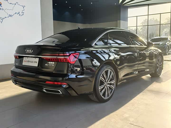 Фото 5 - Audi A6L