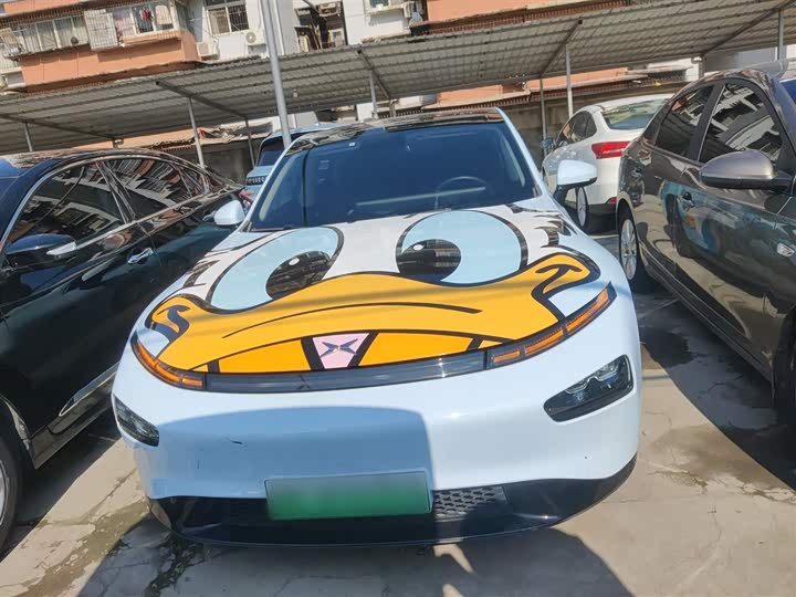 Фото 3 - XPeng P7