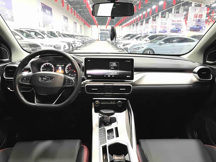 Фото 6 - Geely Coolray