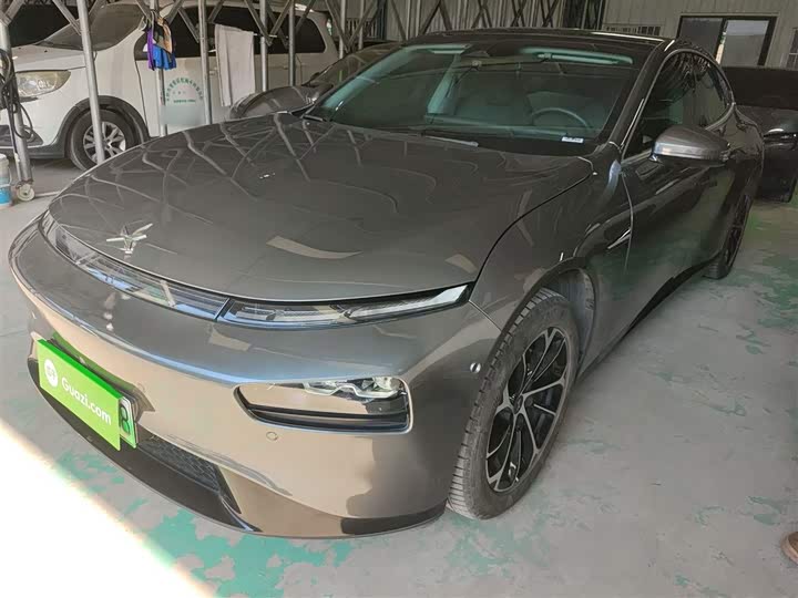 Фото 1 - XPeng P7