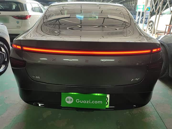 Фото 6 - XPeng P7