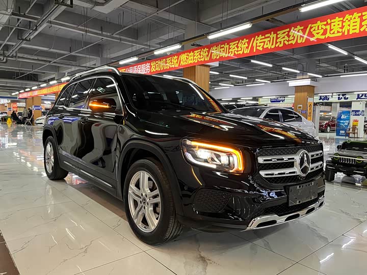 Фото 6 - Mercedes-Benz GLB-Class