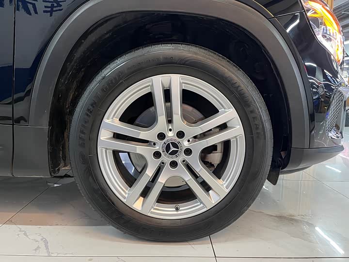 Фото 7 - Mercedes-Benz GLB-Class