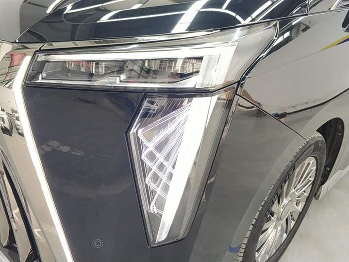 Фото 5 - GAC Trumpchi M8