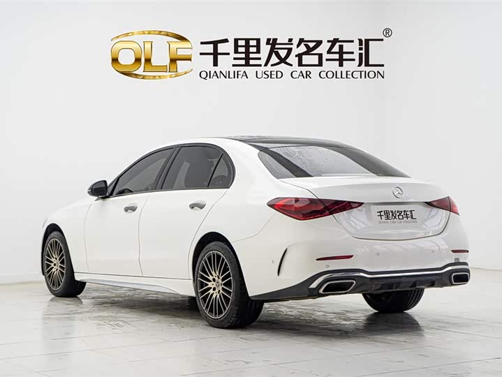 Фото 4 - Mercedes-Benz C-Class