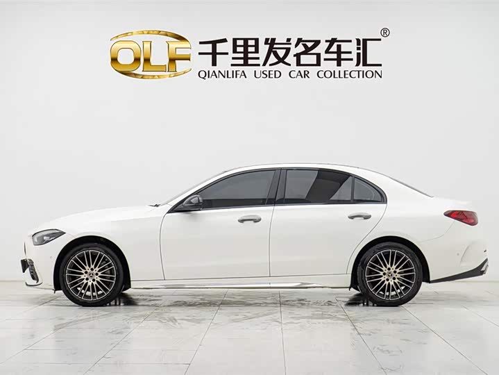 Фото 7 - Mercedes-Benz C-Class