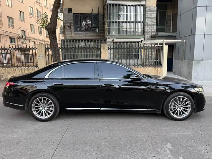 Фото 2 - Mercedes-Benz S-Class