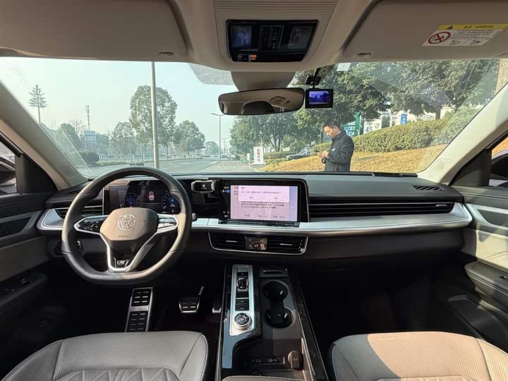 Фото 7 - Volkswagen Tavendor